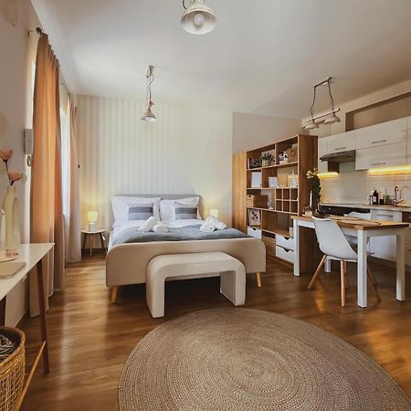 Napsugar Apartman Keszthely Zewnętrze zdjęcie